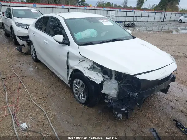 3KPF24AD2NE430219 2022 KIA FORTE - Image 1