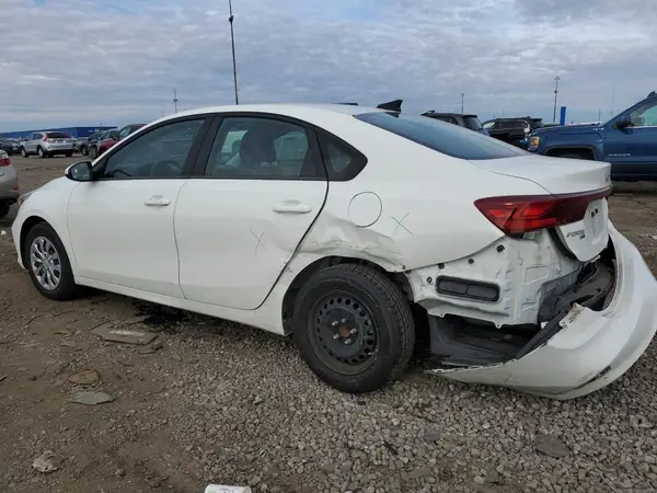 3KPF24AD2NE430236 2022 KIA FORTE - Image 2