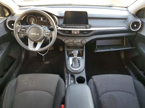 3KPF24AD2NE430253 2022 KIA FORTE - Image 8