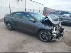 3KPF24AD2NE431404 2022 KIA FORTE
