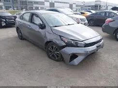 3KPF24AD2NE436781 2022 KIA FORTE