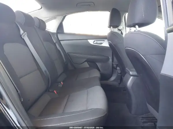 3KPF24AD2NE437204 2022 KIA FORTE - Image 8