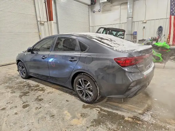 3KPF24AD2NE448316 2022 KIA FORTE - Image 2