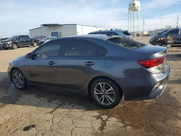 3KPF24AD2NE448543 2022 KIA FORTE - Image 2