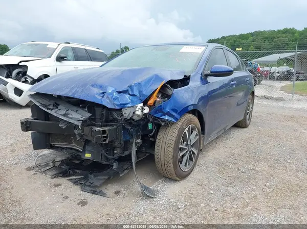 3KPF24AD2NE448557 2022 KIA FORTE - Image 2