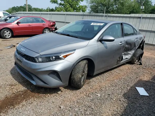 3KPF24AD2NE450891 2022 KIA FORTE - Image 1