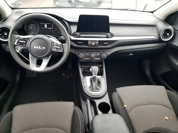 3KPF24AD2NE454181 2022 KIA FORTE - Image 8