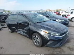 3KPF24AD2NE456402 2022 KIA FORTE
