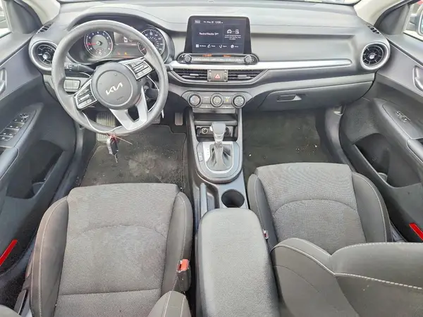 3KPF24AD2NE461244 2022 KIA FORTE - Image 8
