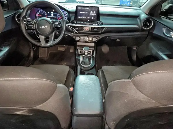 3KPF24AD2NE461535 2022 KIA FORTE - Image 8