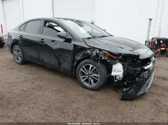 3KPF24AD2NE463771 2022 KIA FORTE