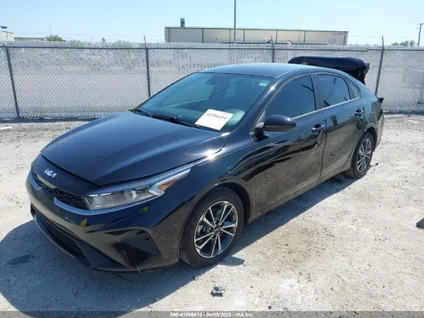3KPF24AD2NE464578 2022 KIA FORTE - Image 2