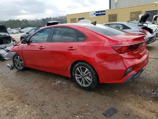 3KPF24AD2NE466945 2022 KIA FORTE - Image 2