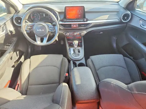 3KPF24AD2NE472230 2022 KIA FORTE - Image 8