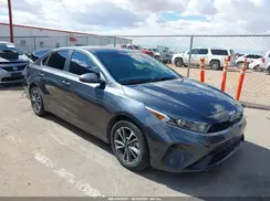 3KPF24AD2NE472728 2022 KIA FORTE