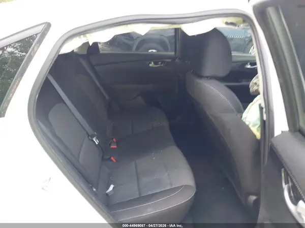 3KPF24AD2NE474446 2022 KIA FORTE - Image 8