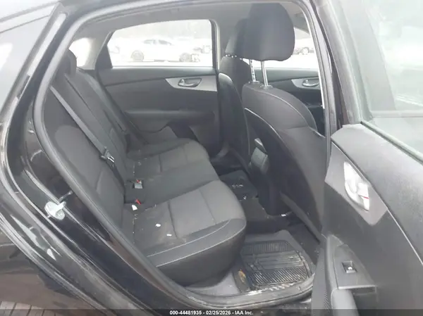 3KPF24AD2NE475418 2022 KIA FORTE - Image 8