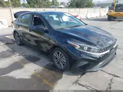 3KPF24AD2NE482580 2022 KIA FORTE