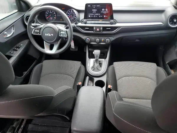 3KPF24AD2NE483146 2022 KIA FORTE - Image 8