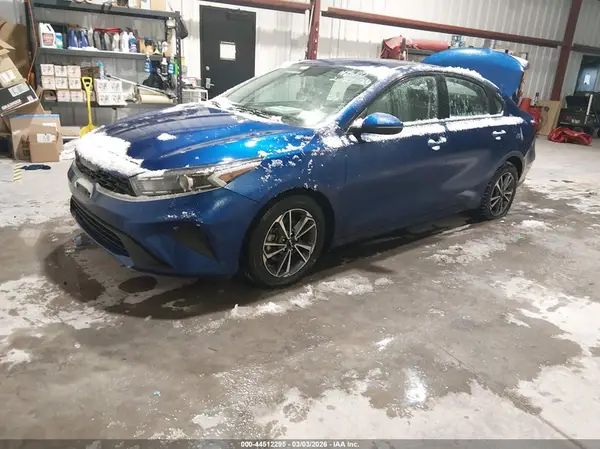 3KPF24AD2NE485057 2022 KIA FORTE - Image 2