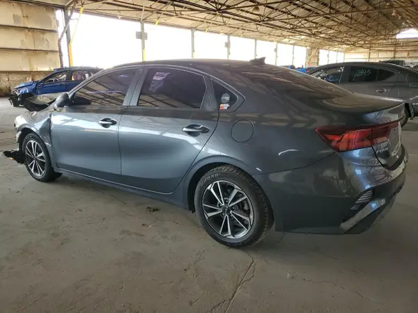 3KPF24AD2NE486290 2022 KIA FORTE - Image 2