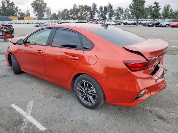 3KPF24AD2NE491473 2022 KIA FORTE - Image 2