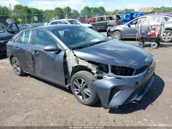3KPF24AD2NE492414 2022 KIA FORTE