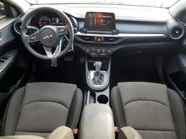 3KPF24AD2NE493255 2022 KIA FORTE - Image 8