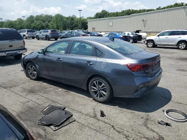 3KPF24AD2NE495345 2022 KIA FORTE - Image 2