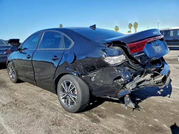 3KPF24AD2NE497340 2022 KIA FORTE - Image 2