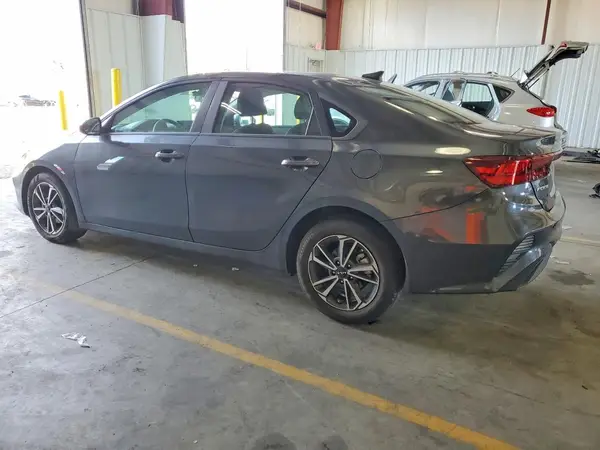 3KPF24AD2NE501466 2022 KIA FORTE - Image 2