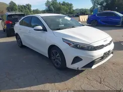3KPF24AD2NE503749 2022 KIA FORTE