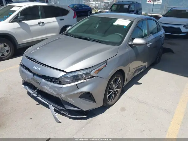 3KPF24AD2PE505178 2023 KIA FORTE - Image 2