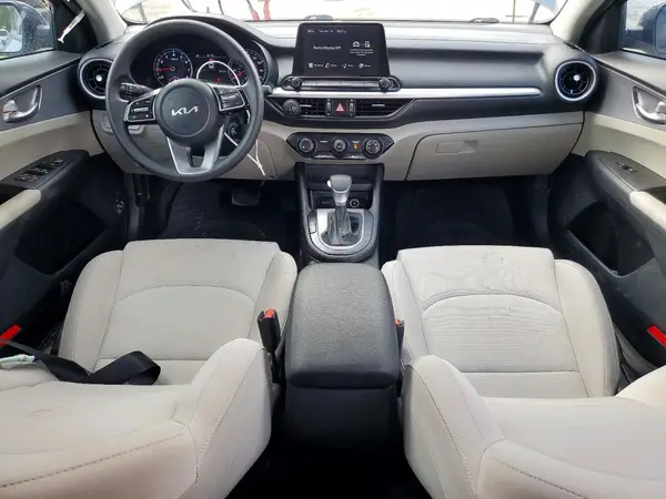 3KPF24AD2PE506038 2023 KIA FORTE - Image 8