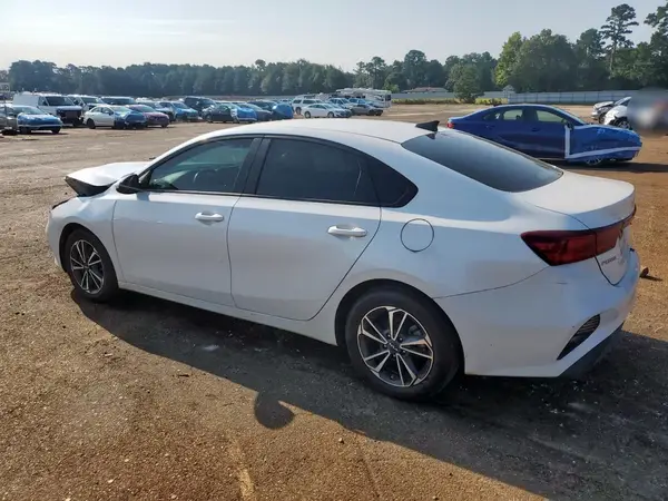 3KPF24AD2PE507934 2023 KIA FORTE - Image 2