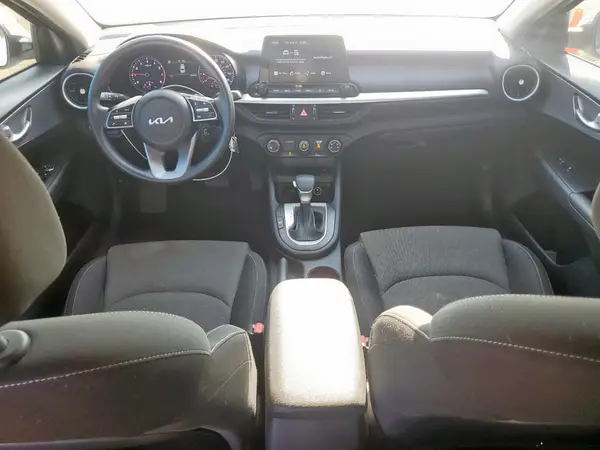 3KPF24AD2PE507934 2023 KIA FORTE - Image 8