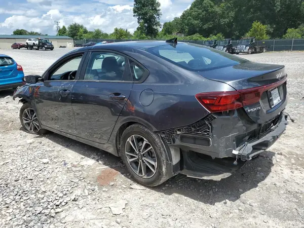 3KPF24AD2PE514818 2023 KIA FORTE - Image 2