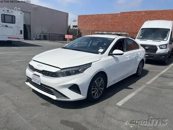 3KPF24AD2PE522045 2023 KIA FORTE - Image 8