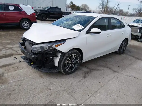 3KPF24AD2PE526080 2023 KIA FORTE - Image 2