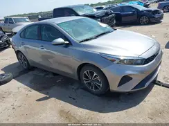 3KPF24AD2PE529352 2023 KIA FORTE