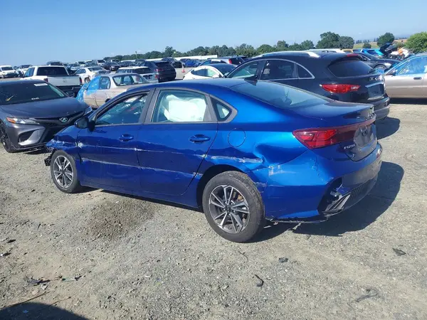 3KPF24AD2PE530954 2023 KIA FORTE - Image 2