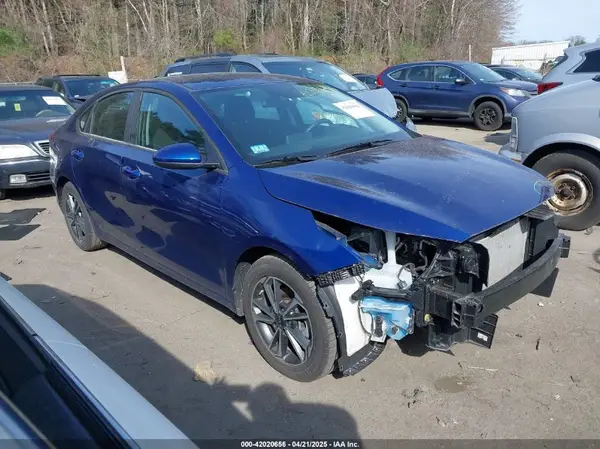 3KPF24AD2PE532414 2023 KIA FORTE - Image 1