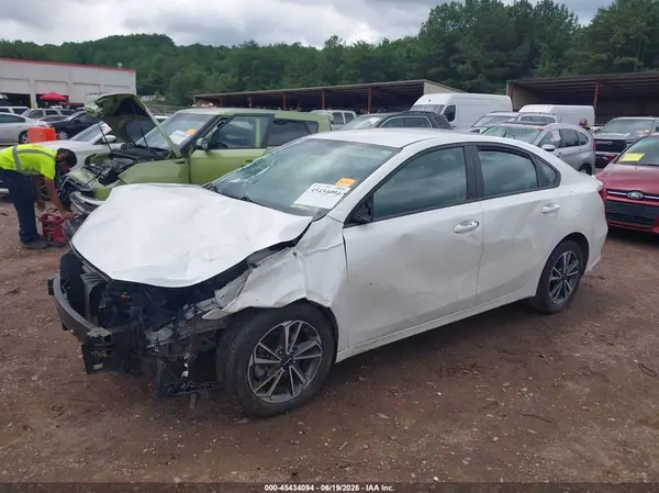 3KPF24AD2PE544658 2023 KIA FORTE - Image 2