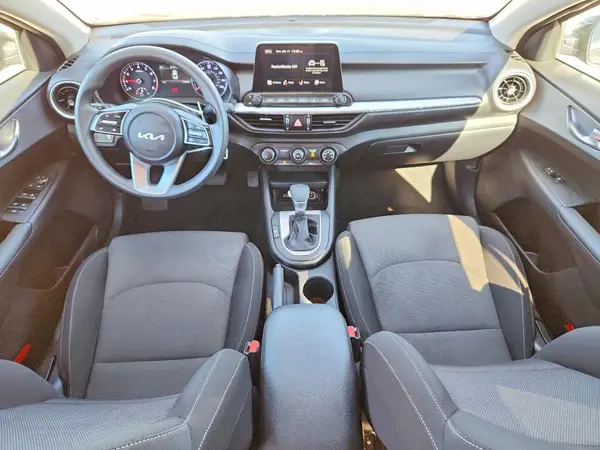 3KPF24AD2PE548760 2023 KIA FORTE - Image 8
