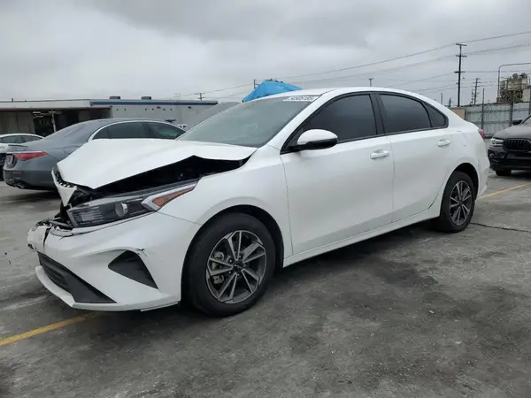 3KPF24AD2PE551027 2023 KIA FORTE - Image 1