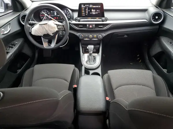 3KPF24AD2PE551027 2023 KIA FORTE - Image 8