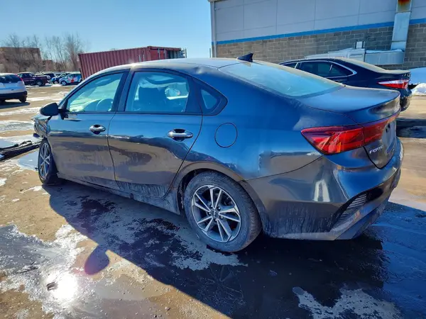 3KPF24AD2PE558396 2023 KIA FORTE - Image 2