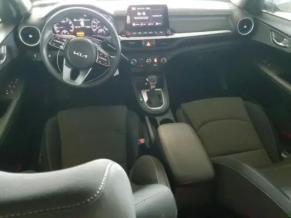 3KPF24AD2PE558561 2023 KIA FORTE - Image 8