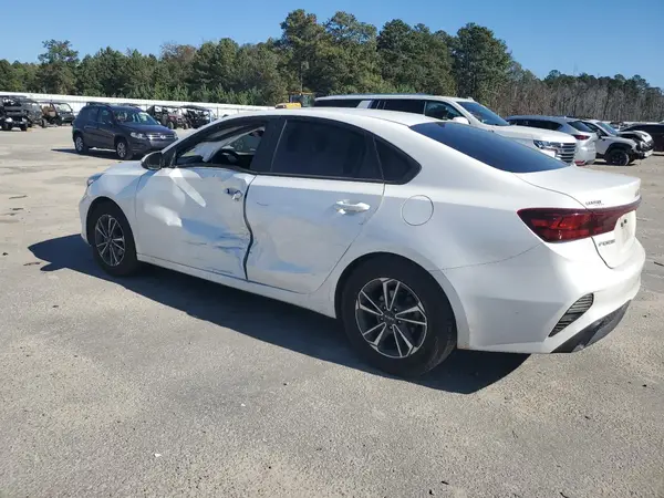 3KPF24AD2PE558883 2023 KIA FORTE - Image 2