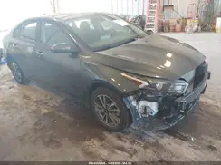 3KPF24AD2PE562240 2023 KIA FORTE